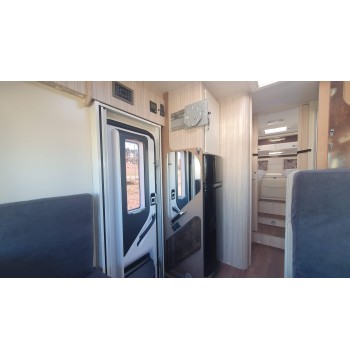 ELNAGH MAGNUM 530 180Cv