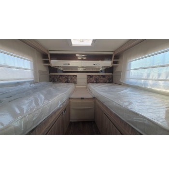 ELNAGH MAGNUM 530 180Cv