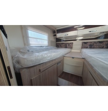 ELNAGH MAGNUM 530 180Cv