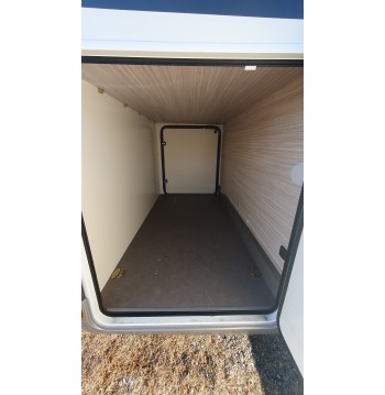ELNAGH MAGNUM 530 180Cv
